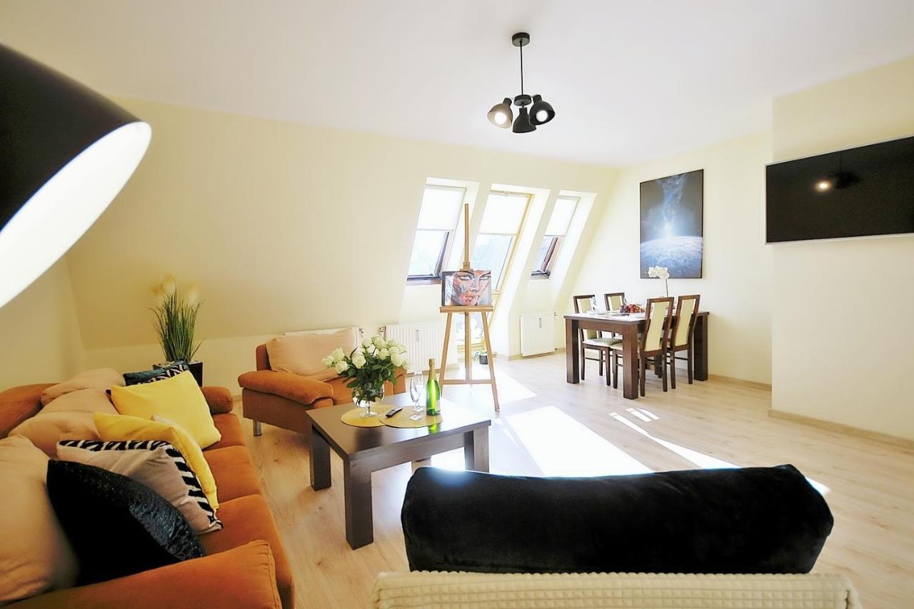 50 M Do Plazy Thobruk Apartamenty Piekna Dama Z Kolobrzegu Exterior foto